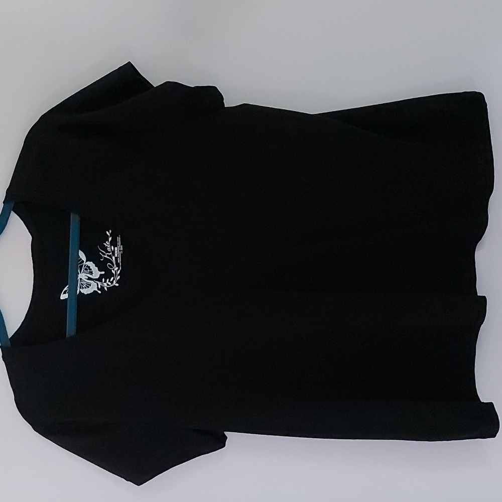 Women's Plus size short sleeve top